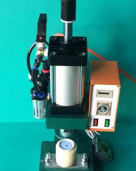 為何液壓鉚接機(jī)采用遠(yuǎn)程無(wú)壓卸荷呢？