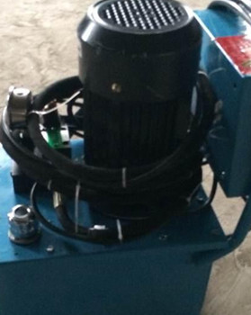 鉚接機(jī)脫模困難怎么辦？鉚接點(diǎn)容易撕裂怎么辦？