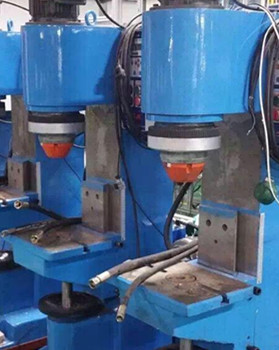 如何預(yù)防鉚接機(jī)出現(xiàn)故障？