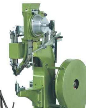 哪些因素會影響到鉚接機價格和質量？