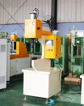 寧波徑向鉚接機廠家要怎么選擇？