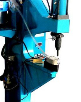 導(dǎo)致自動鉚接機故障的原因有哪些？