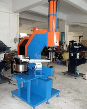 為什么會出現(xiàn)液壓鉚接機(jī)鉚偏的情況？