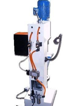 鉚接機(jī)有哪些規(guī)格型號(hào)？