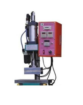 氣壓鉚接機(jī)怎么調(diào)壓力？丹峰機(jī)械科普！