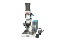 蘇州小型氣動鉚接機